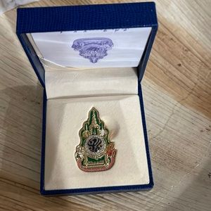 Thai ceremonial brooch